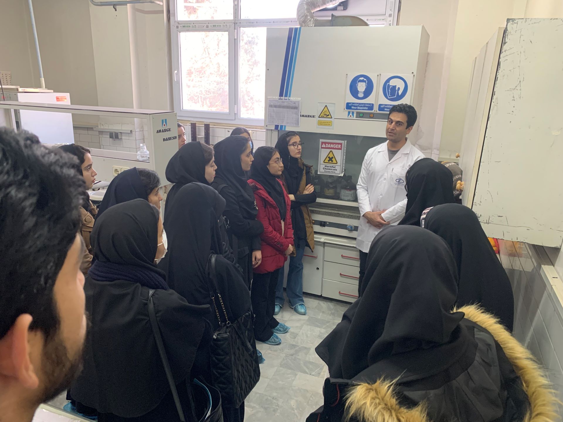 بازدید دانشجویان علوم آزمايشگاهي دامپزشکي دانشگاه فردوسي مشهد
